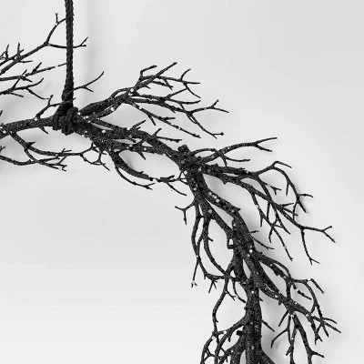 21.5" Basic Artificial Wreath Black - Hyde And EEK! Boutique™ 4 21.5" Basic Artificial Wreath Black - Hyde And EEK! Boutique™ - Image 2