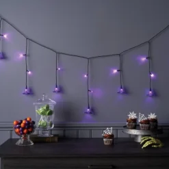 20ct Plastic Witch Hat Halloween Indoor Outdoor Novelty Icicle String Lights Purple LEDs - Hyde And EEK! Boutique™